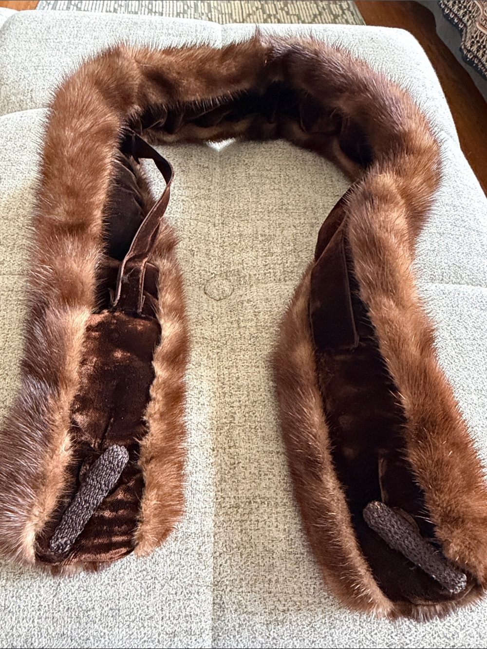 Vintage Mink Fur Scarf Brown Genuine Fur 35” Clip Closure - Picture 4 of 8